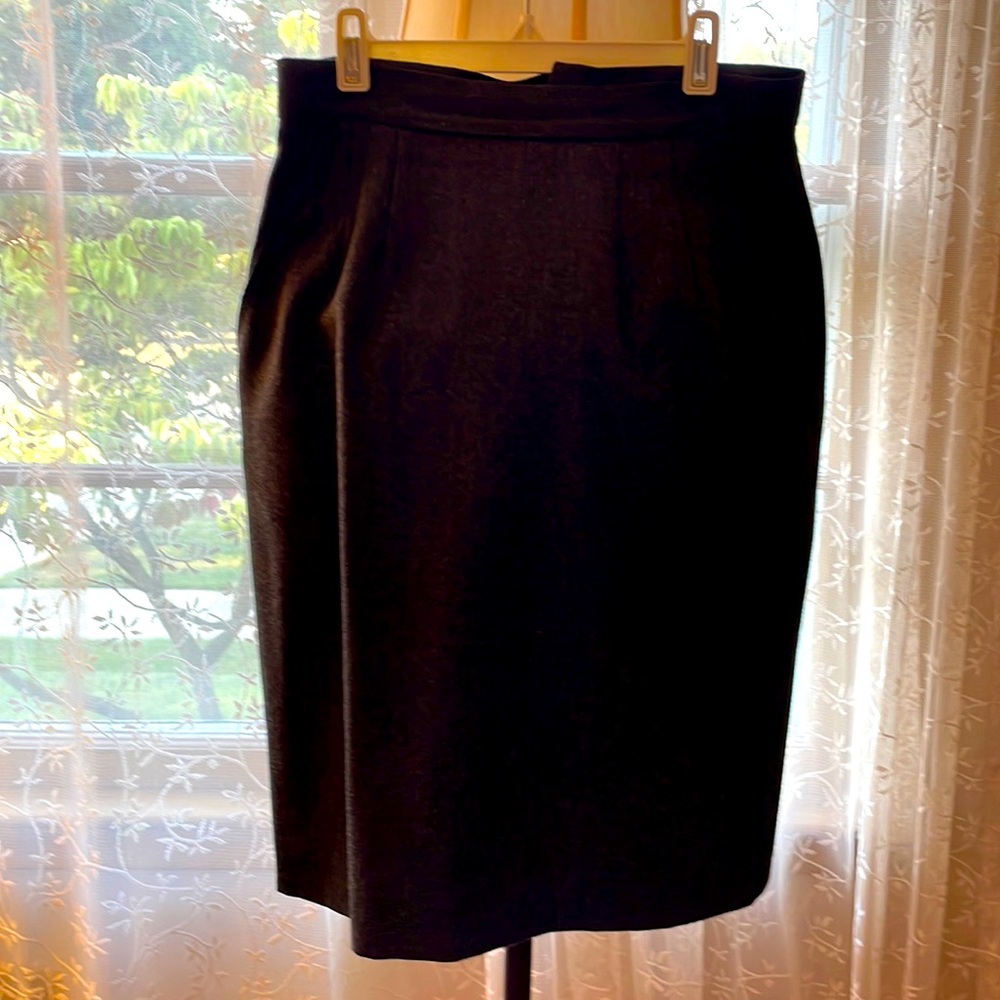 Anne Klein ll wool skirt